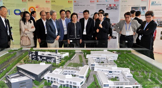 香港教育科技界考察深圳创新科技产业