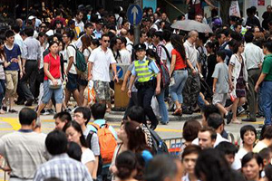 數字拼出“人口地圖” 從人口統計數據看香港十年變化