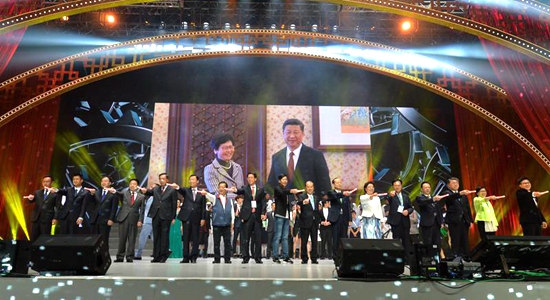 张晓明主礼&ldquo;梦之夜&middot;青葱再出发香港青年音乐节2017&rdquo;