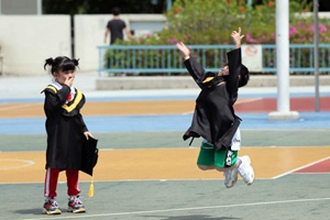 香港彩虹邨 游客莅临&ldquo;打卡&rdquo;