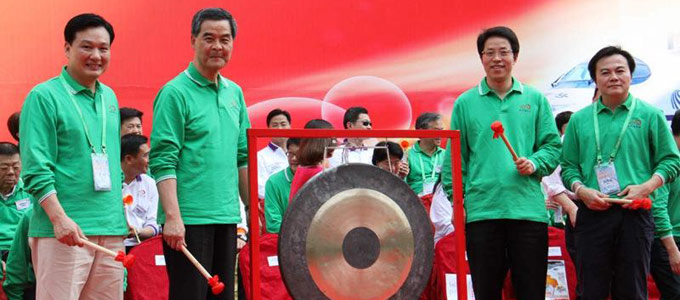 &ldquo;共和国之旅&rdquo; 桂港青年交流专列团正式启程