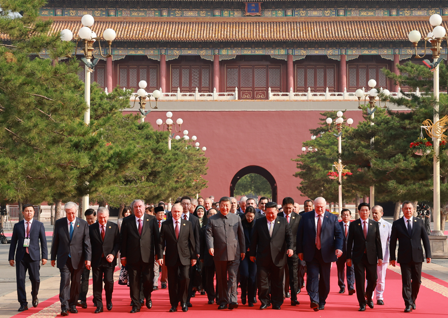 纪念中国人民抗日战争暨世界反法西斯战争胜利80周年大会在京隆重举行